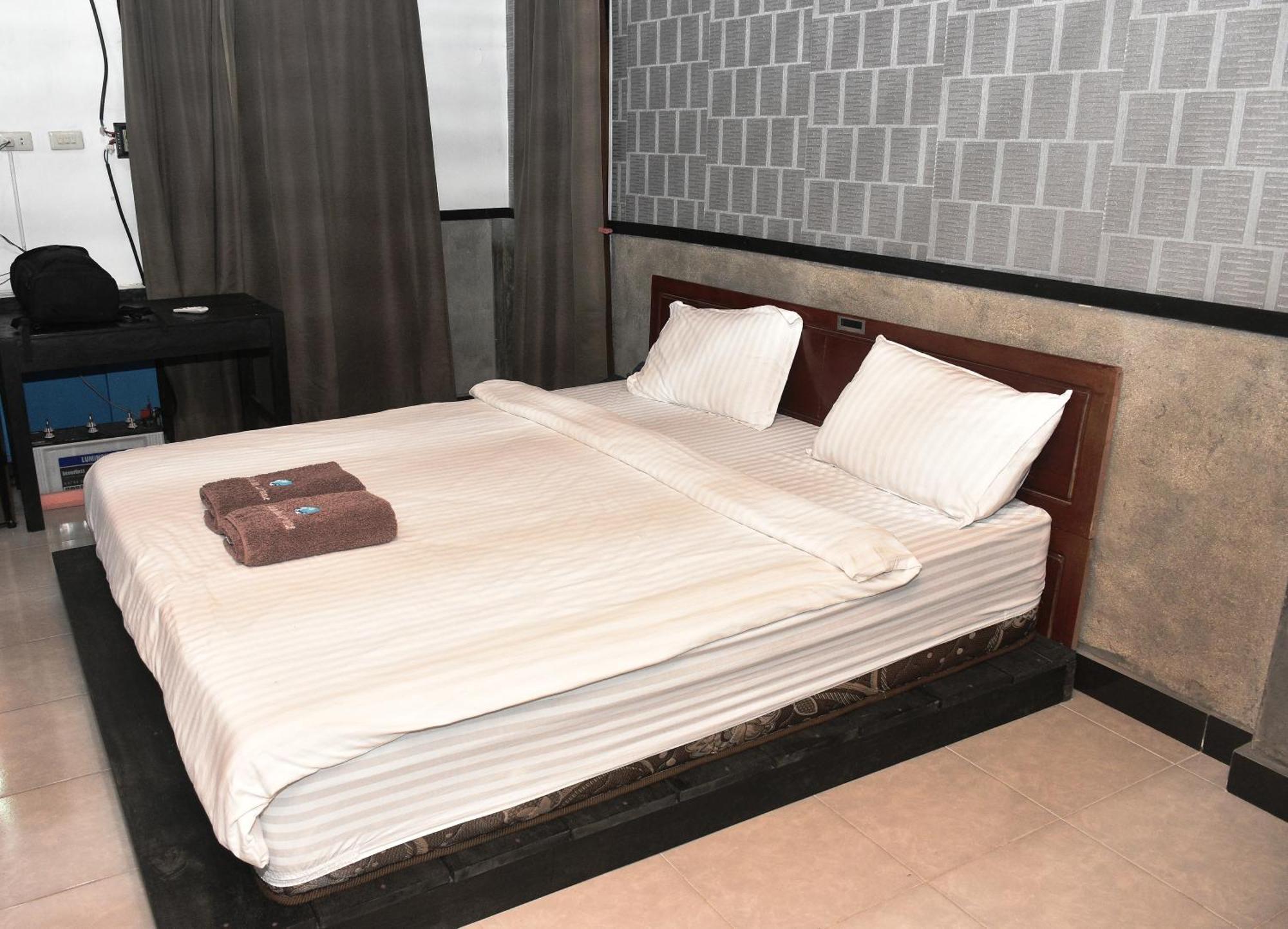 Oseda Nias Surf House Hotel Hilibotodane ภายนอก รูปภาพ