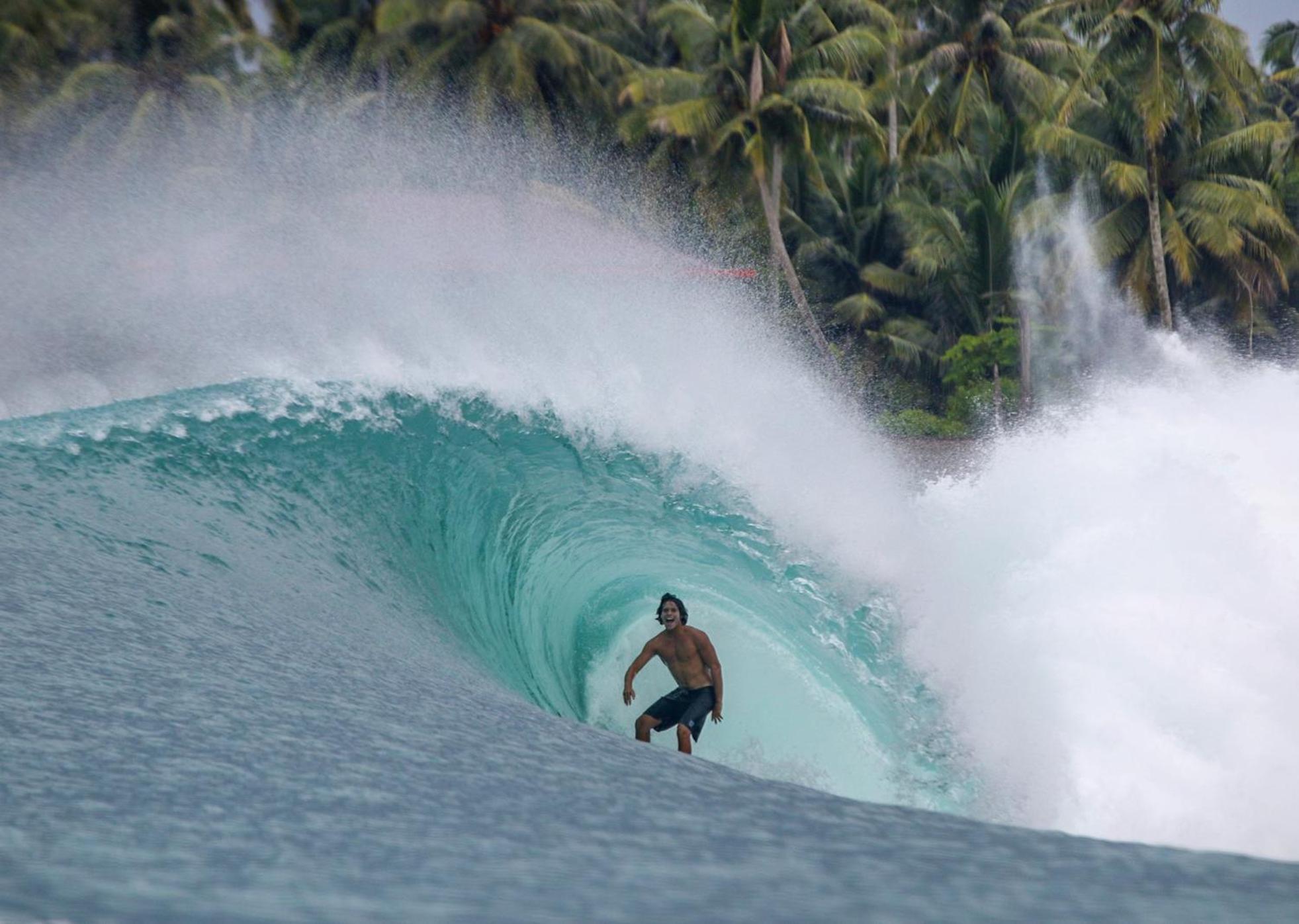 Oseda Nias Surf House Hotel Hilibotodane ภายนอก รูปภาพ