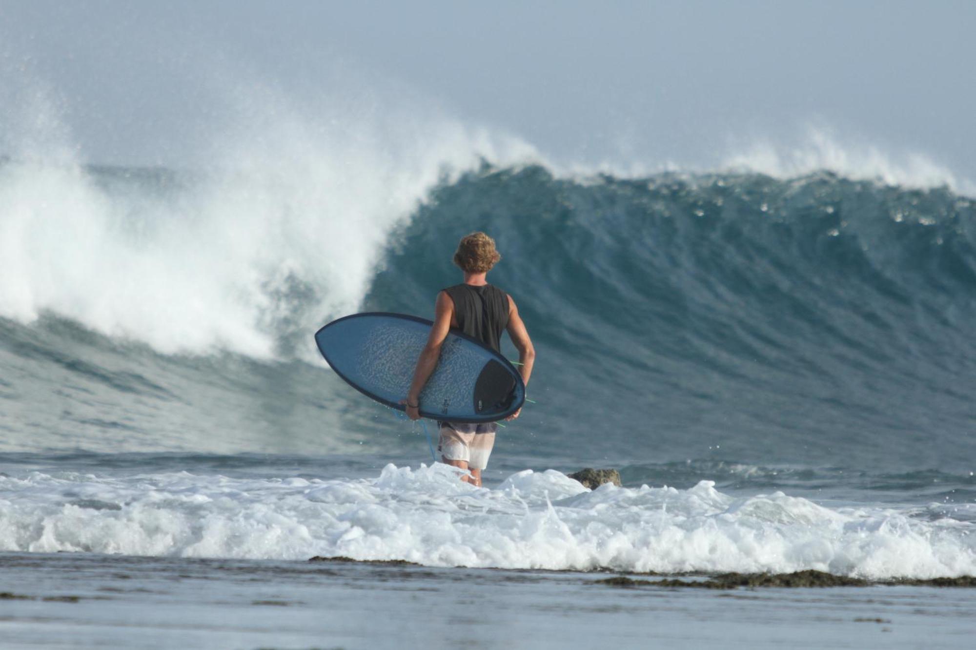 Oseda Nias Surf House Hotel Hilibotodane ภายนอก รูปภาพ