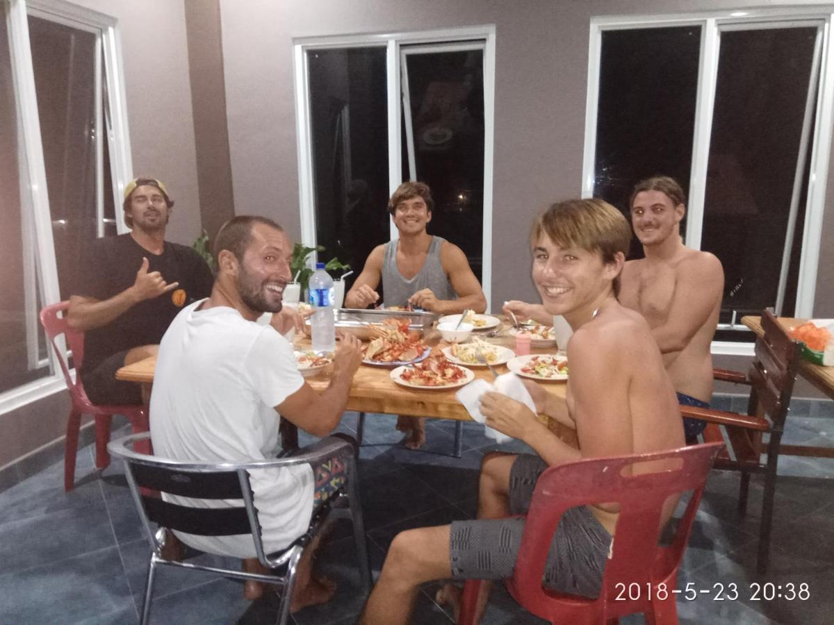 Oseda Nias Surf House Hotel Hilibotodane ภายนอก รูปภาพ