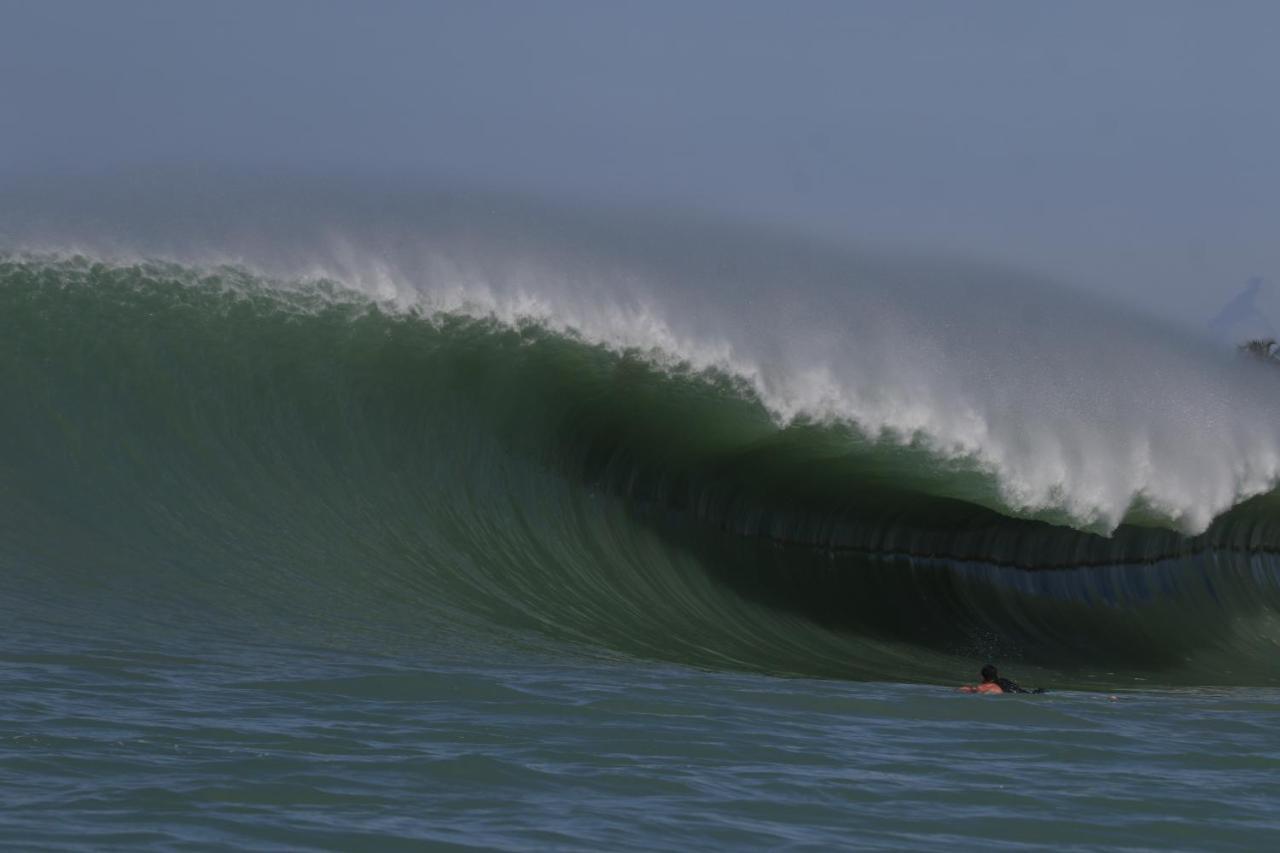 Oseda Nias Surf House Hotel Hilibotodane ภายนอก รูปภาพ