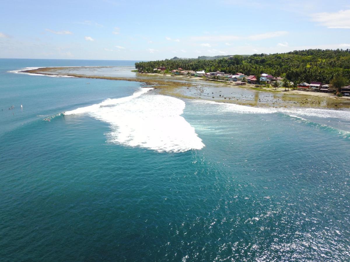 Oseda Nias Surf House Hotel Hilibotodane ภายนอก รูปภาพ