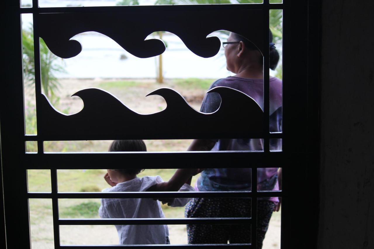 Oseda Nias Surf House Hotel Hilibotodane ภายนอก รูปภาพ